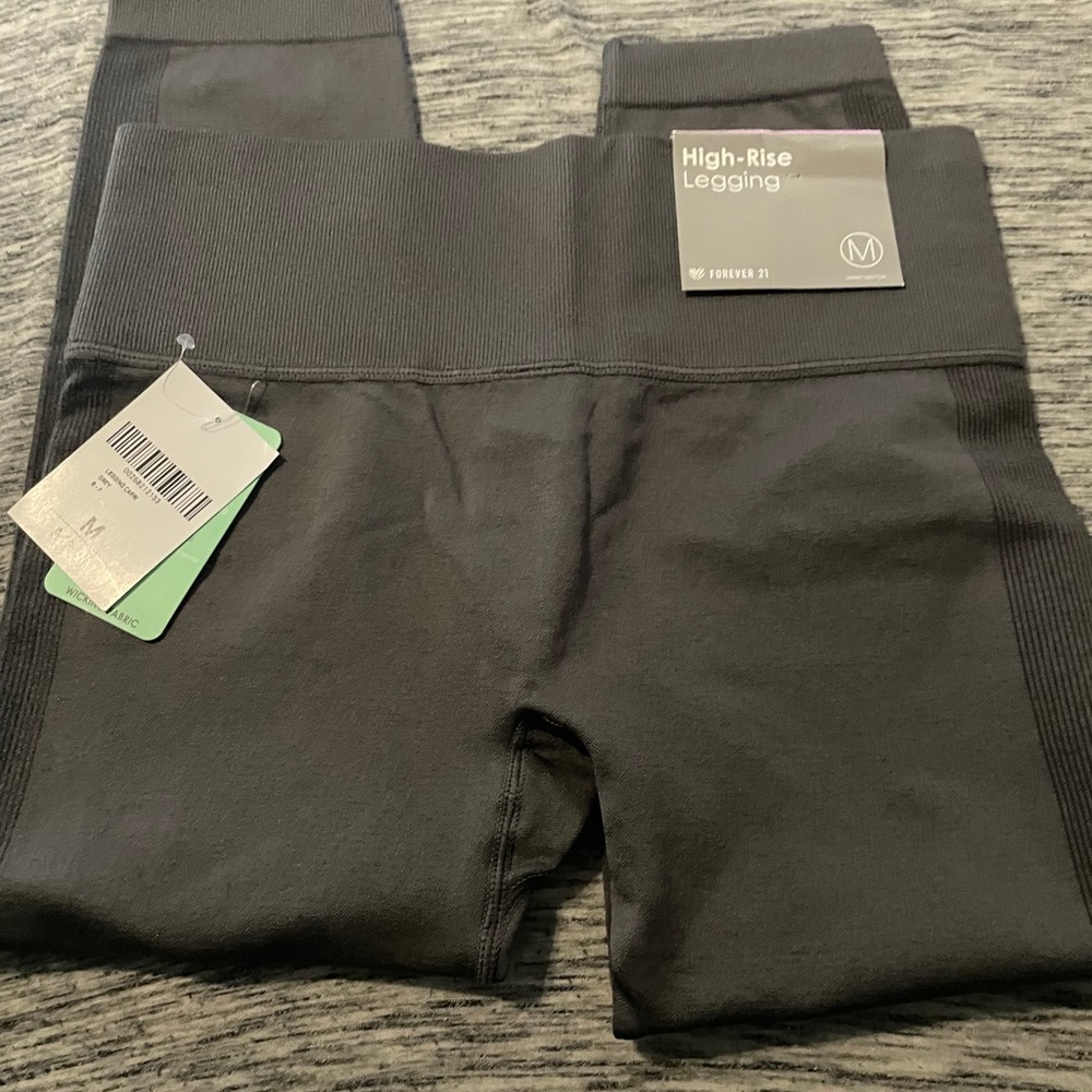 Cropped high rise legging